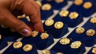 Jewellers, gold, commodities, gold rates, Titan, Senco, Kalyan Jewellers, PN Gadgil