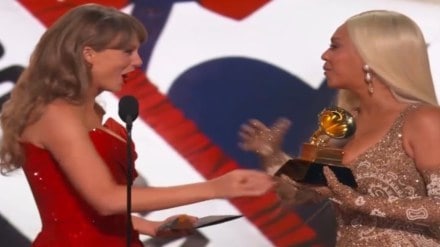 Grammy Awards 2025: Taylor Swift presenting Beyoncé with the Grammy Award for Best Country Album