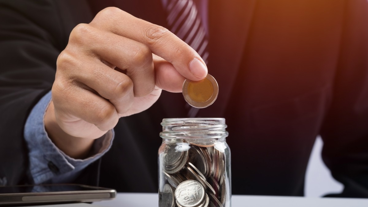 Measures to infuse liquidity into the banking system are expected to reduce borrowing costs. (Image Source: Freepik)