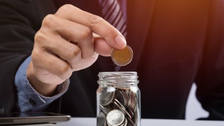 Measures to infuse liquidity into the banking system are expected to reduce borrowing costs. (Image Source: Freepik)