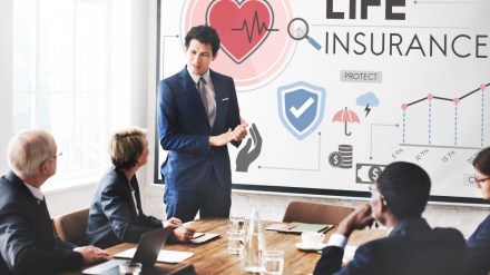 Shriram General Insurance plans to expand into the private vehicle insurance market. (Image Source: Freepik) Shriram General Insurance plans to expand into the private vehicle insurance market. (Image Source: Freepik)