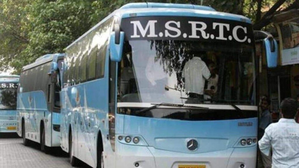 MSRTC bus, Maharashtra suspends buses to Karnataka MSRTC bus, Maharashtra suspends buses to Karnataka