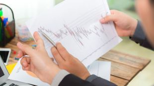 Passive funds, active funds, actively managed funds, equity market, index funds, ETFs, Exchange Traded Funds, market indices, expense ratio, AMFI, mutual fund houses, mutual funds, equity mutual funds, benchmark indices, mutual fund portfolio