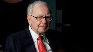 Most billionaires, including Elon Musk, Jeff Bezos, Mark Zuckerberg, and Bernard Arnault, saw their combined wealth plummet by $208 billion. However, while others are in the red, Warren Buffett's year-to-date (YTD) change remains in the green.