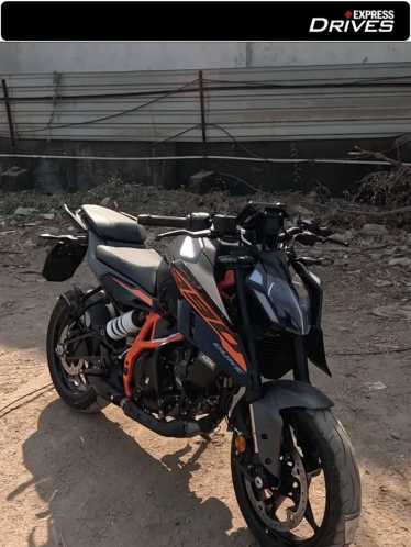 2025 KTM 390 duke updates
