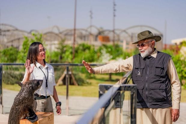 Doctors and caregivers were eager to interact with the PM. They shared their efforts that went into managing Vantara. PM Modi was glad to set rescued birds free as well. (Image: PTI)