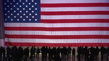 New US immigration rule, registration requirement, registration form, foreigners, immigrants, penalties