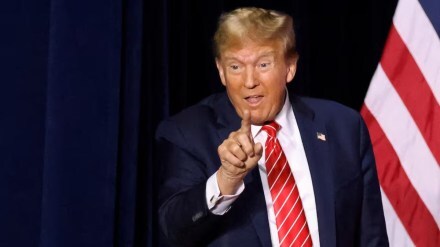 Trump downplays recession