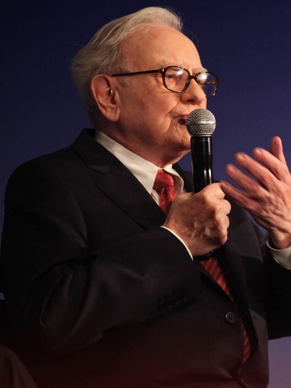 Warren Buffett retirement tips, Warren Buffett investment advice, retirement planning tips 2025, how to retire rich, best retirement investment plans, Warren Buffett wealth building, saving for retirement, retirement fund strategies, financial planning for old age, passive income for retirement.