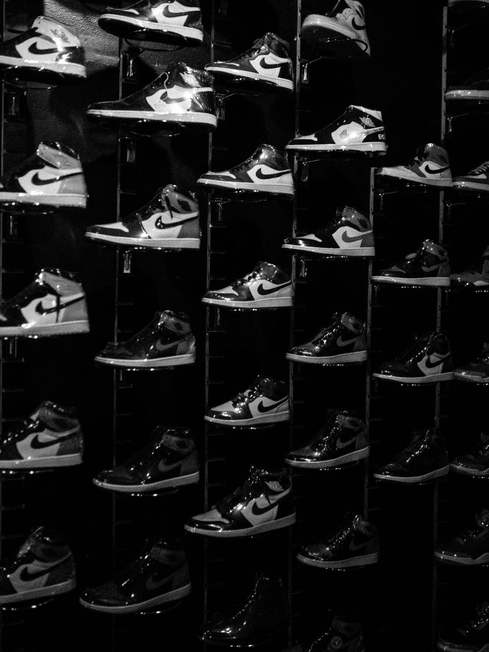 best sneakers for sneakerheads, top sneakers in India, must-have sneakers 2025, trending sneakers in Dubai, sneaker collection essentials, buy sneakers online India, Nike Air Force 1 price India, Adidas Yeezy 350 buy Dubai, Air Jordan 1 available in India, best streetwear sneakers