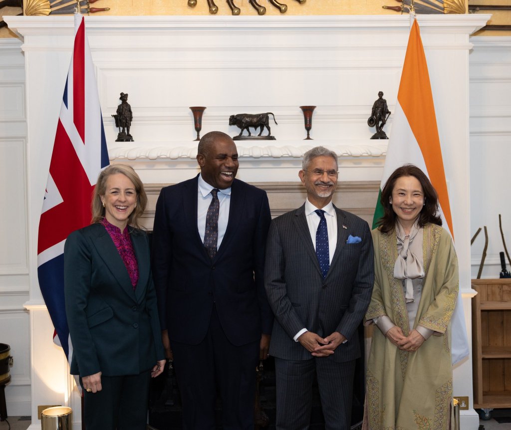EAM Jaishankar with his UK Counterpart (Image: X)