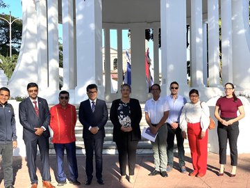 Meeting with Mayor Reyna Rueda of Managua. Discussed ways to boost development of Managua City and strengthen cultural linkages.