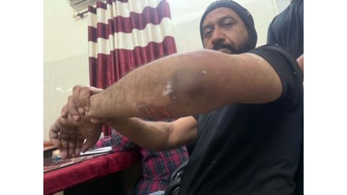 Patiala: 12 police officers suspended for assaulting Army colonel and son. (Image Source; X/ @ManikGoyal)