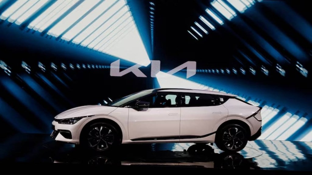 Kia's EV6, an electric vehicle, is seen on display at Bharat Mobility Global Expo organised by India's commerce ministry at Pragati Maidan in New Delhi. (File photo: Reuters)