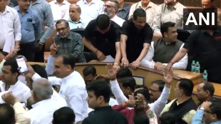 Chaos in MCD House: AAP, BJP councillors clash during Budget Session