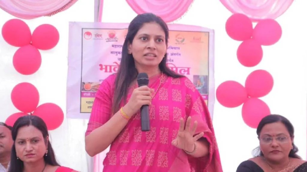 Union Minister Khadse files complaint on daughter’s harassment by miscreants in Jalgaon, Devendra fadnavis assures of strict action. (Image Source: Instagram) Union Minister Khadse files complaint on daughter’s harassment by miscreants in Jalgaon, Devendra fadnavis assures of strict action. (Image Source: Instagram)