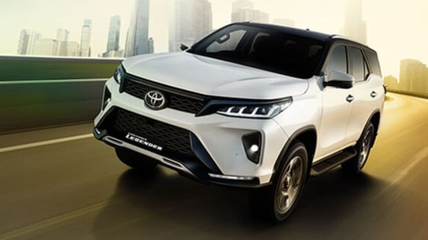Toyota Fortuner Legender