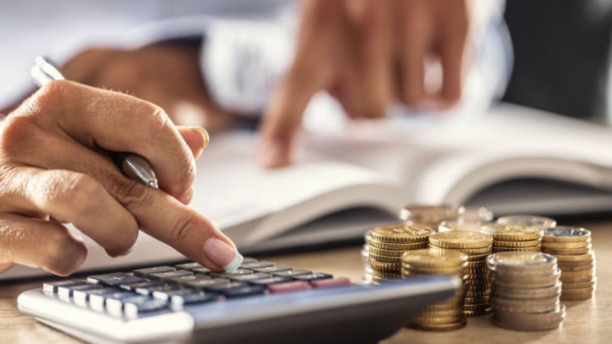 ITR deadline: Taxpayers can file updated return for last two years before March 31 - Know details here before proceeding