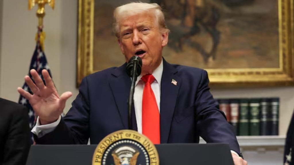 Trump imposes 20% tariffs on China, 25% on Canada, Mexico amid trade tensions Trump imposes 20% tariffs on China, 25% on Canada, Mexico amid trade tensions