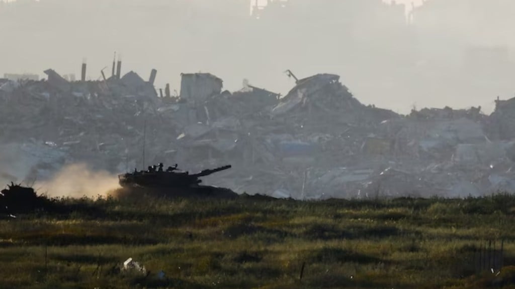 Israel intensifies ground operations in Gaza, over 430 killed in air strikes