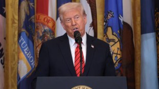 Trump places 25% tariffs on auto imports