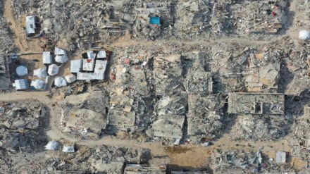 A drone view shows houses destroyed during the Israeli offensive, amid a ceasefire between Israel and Hamas, in Beit Hanoun, northern Gaza Strip, March 5, 2025. REUTERS/Mahmoud Al-Basos/File Photo