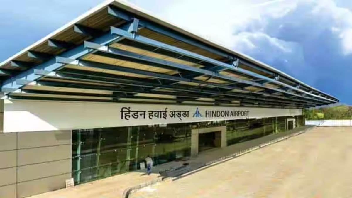 hindon airport AAI
