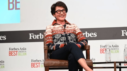 Indonesia’s richest woman earned $350 million per day for three consecutive weeks, only to lose half her net worth when her company’s shares plummeted.