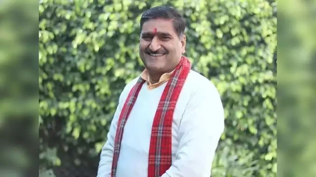 Holi, AMU, Aligarh Muslim University, UP Holi Milan, Holi celebration, Akhil Bharatiya Karni Sena