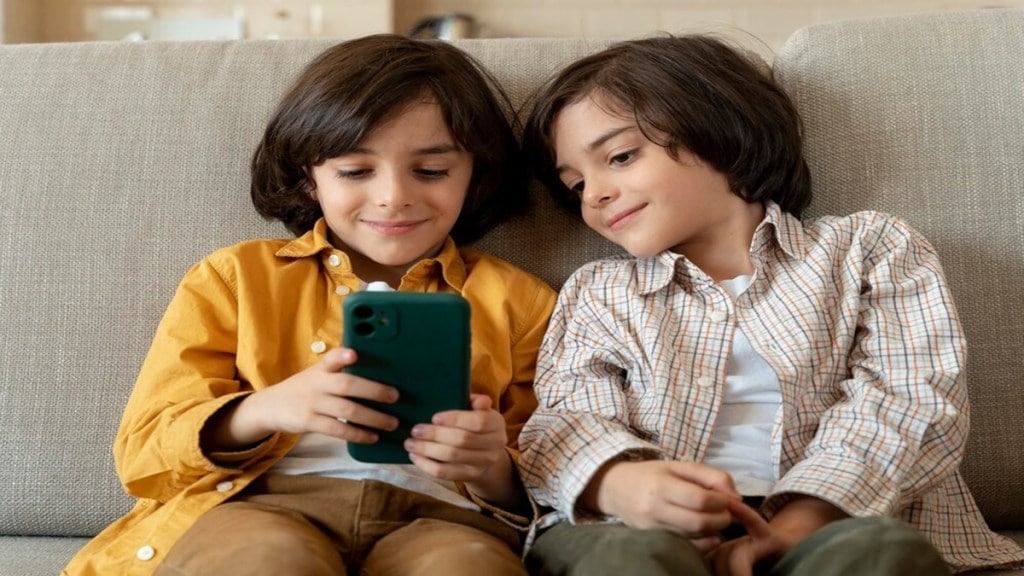 Children, smartphones, mobiles, technology, Delhi High Court