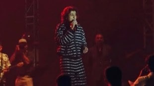 sonu nigam, singer, concert, Delhi Technological University, DTU, university concert