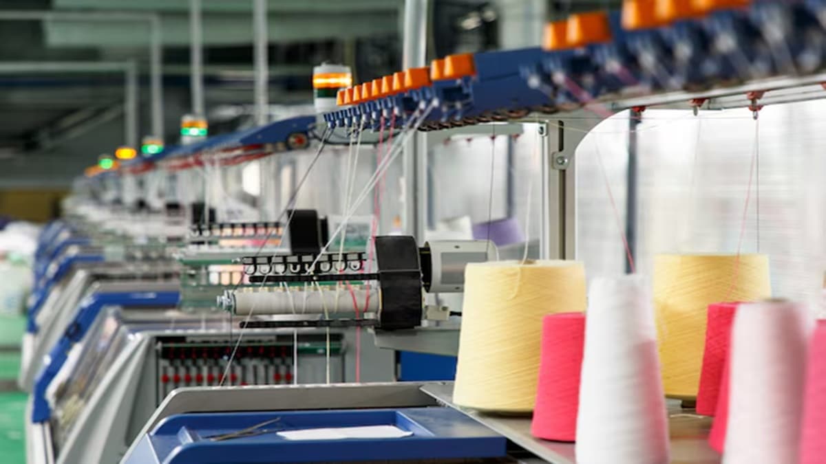 CGST officials in the recent months have investigated over two dozen textile manufacturing companies. (Image Source: Freepik)