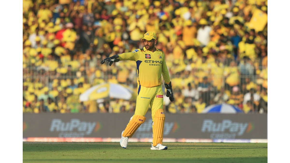 Chennai Super Kings’ Mahendra Singh Dhoni gestures towards a teammate during the IPL match between CSK and Delhi Capitals. Photo credit: AP