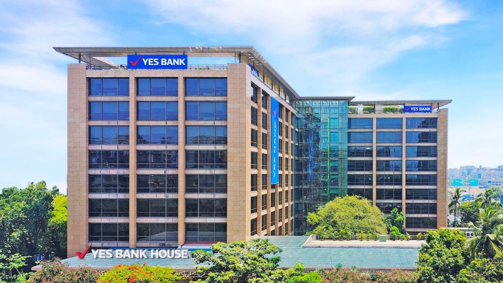 SMFG, Yes Bank, banks, banking sector, Carlyle Group, stake sale, acquisition, stake buy, convertible bonds SMFG, Yes Bank, banks, banking sector, Carlyle Group, stake sale, acquisition, stake buy, convertible bonds