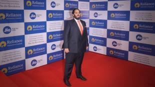 mukesh ambani, anant ambani, ambani family, reliance industries, ril, isha ambani, akash ambani, industry news