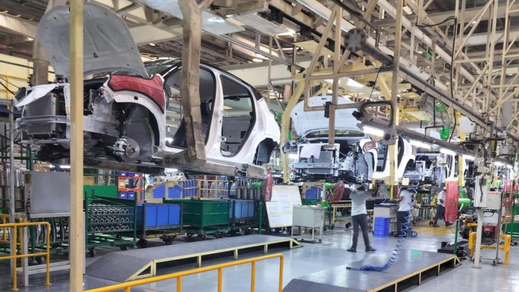 tariffs on car imports, tariffs in india, tariffs in eu, european union, Volkswagen, Mercedes-Benz, BMW, auto news