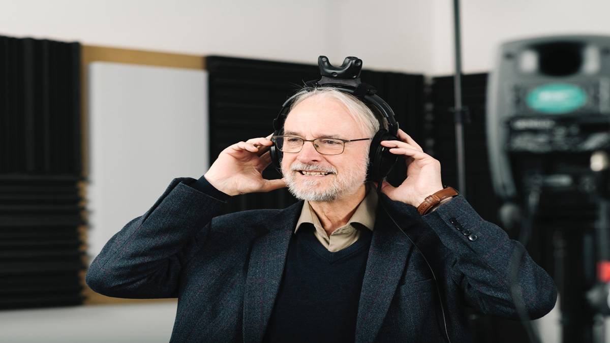 Dr Karlheinz Brandenburg super-hearing intelligent headphones
