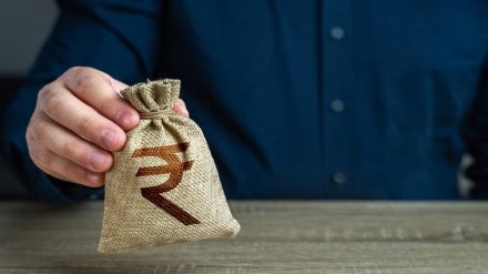FD, small finance banks, NBFCs, non-banking financial companies, Fixed Deposits