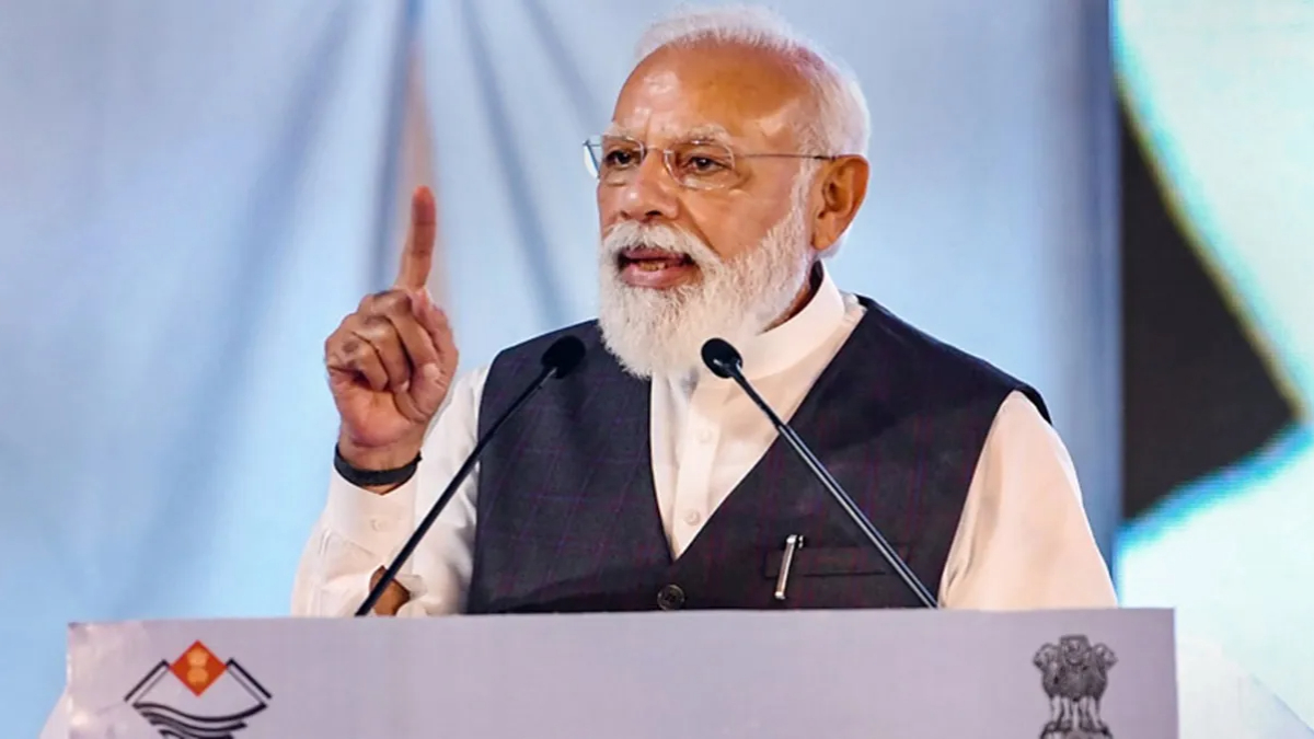 Pahalgam terror attack: PM Modi speaks to Amit Shah, orders on-ground review Pahalgam terror attack: PM Modi speaks to Amit Shah, orders on-ground review