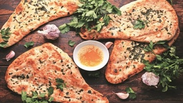 Indian breads, naan, Kulcha, Roti, butter garlic naan, dhaba