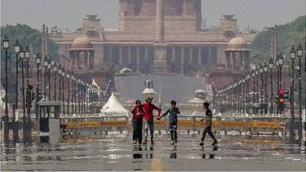 Weather Update: IMD issues Heatwave alert in Delhi for next 3 days