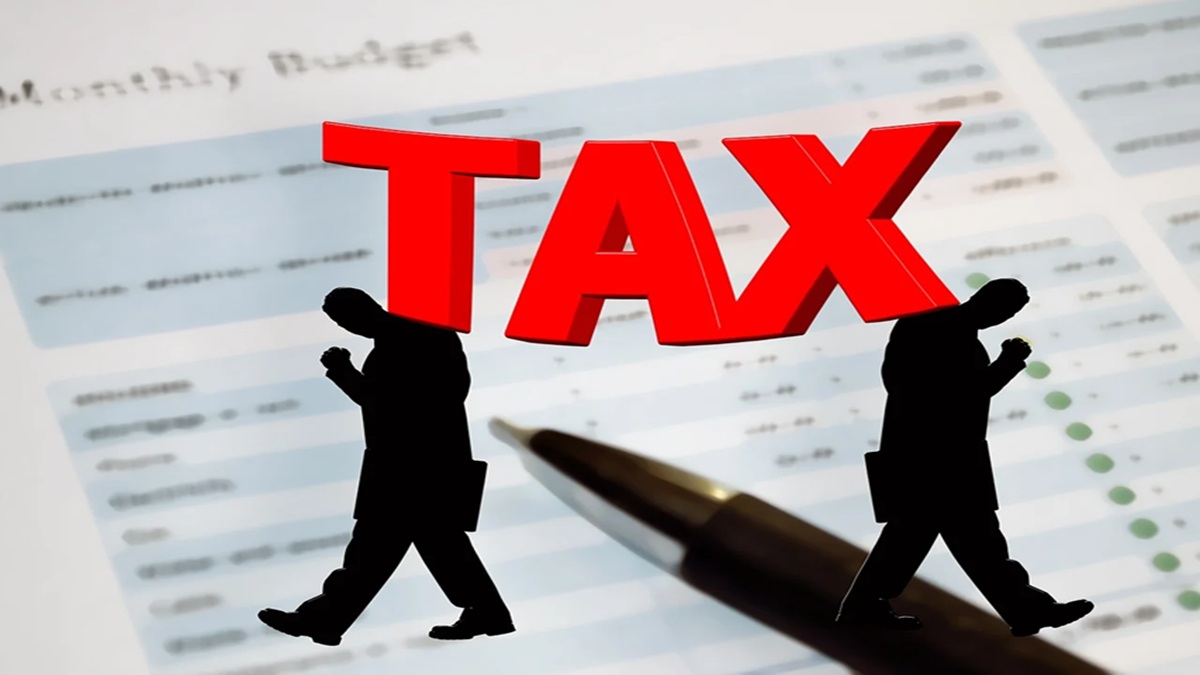 Fuss over I-T notice: Taxpayers and CAs approach appellate authority Fuss over I-T notice: Taxpayers and CAs approach appellate authority