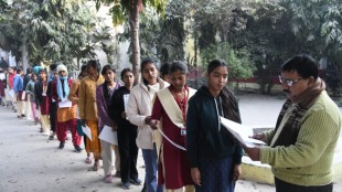 FIR filed against Karnataka CET centre for allegedly asking Brahmin students to remove sacred threads before entering exam hall