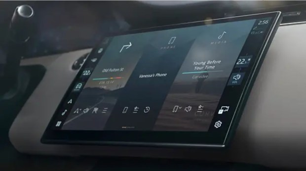 Land Rover Evoque Autobiography infotainment