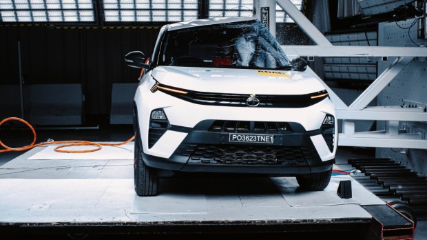 Tata Nexon side pole test