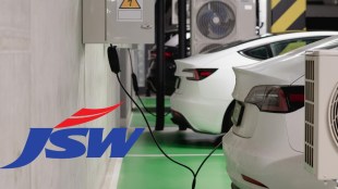JSW in talks with China, Korea for EV battery tech