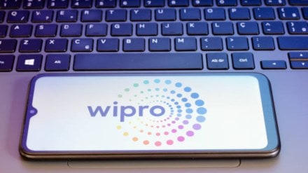 Wipro closes FY25 with 10,000 freshers, cautious on FY26 hiring Wipro closes FY25 with 10,000 freshers, cautious on FY26 hiring