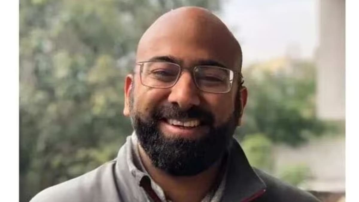 ‘Stress is real,’ Bombay Shaving Company’s CEO Shantanu Deshpande flags rising layoff risks for professionals in 40s