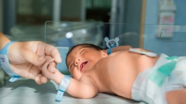 World Health Day: India's rising C-Section rates and the commercialization of birth. (Image Source: Freepik)