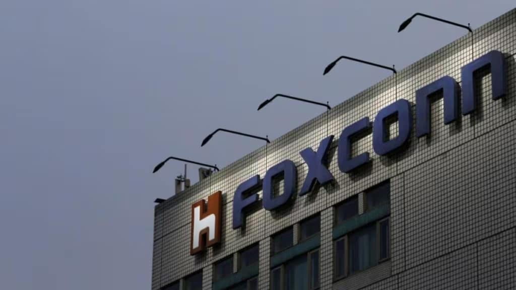 Foxconn, Apple, iPhone, manufacturing, production unit, employees, China, talent, exports, rare earth materials